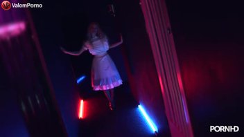 Порно пародия про Алису.