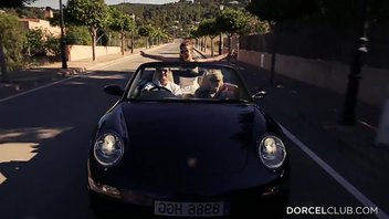 Ванда Ласт и Алексис Кристал секс приключения на Ибице