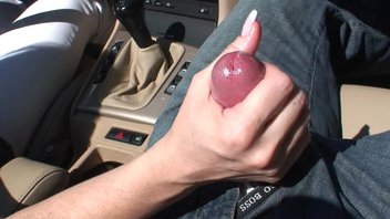 Дрочка за рулём.