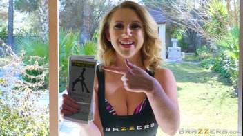 Классные оральные ласки и секс по течке с сисястой блондинкой Брук Вайлд (Brooke Wylde)