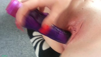 Оргазм с моим резиновым другом