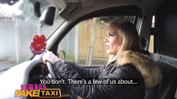 Поездка с похотливой таксисткой