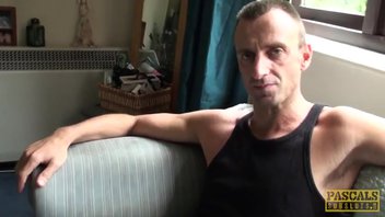 Стервозная сука пришла с работы и получила хуй