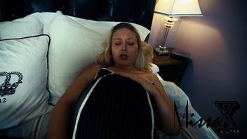 Родила от Сына