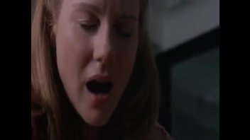 Лора Линни (Laura Linney) любит с молодыми время проводить