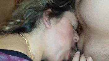 Женщина Сосёт У Меня Хуй.