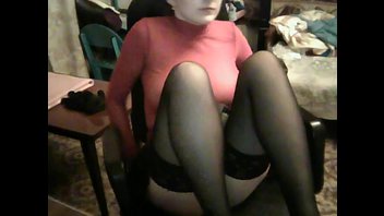 потеребила пилотку