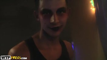 Дракула трахнул пиратку