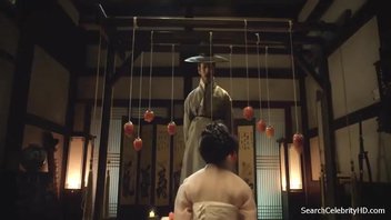 Азиатская клубничка интересного характера