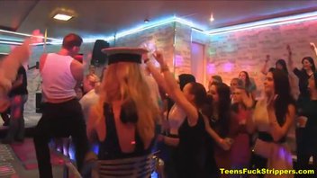 Отличный клуб распутников и блудниц