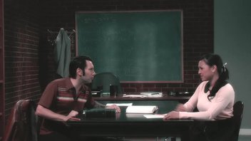 Адриана Луна отдаётся в классе