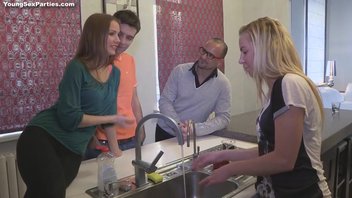 Знакомства с новым парнем дочери через постель