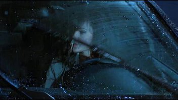 Лиза Энн - секс под дождём