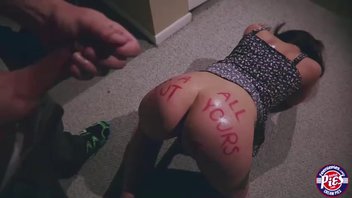 Устраивает шкуре незабываемую порку, хорошенько мужик безотказную девку дырявит своим твердым инструментом