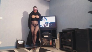 Мусульманка Лейла Танцует.