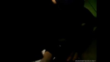 После ночного клуба парень уговорил подругу на глубокий минет и секс раком в туалете клуба