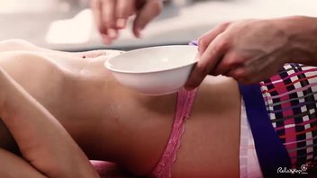 Массаж для сочной мамочки