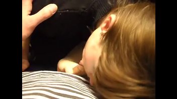 Подружка не отказала парню в минете