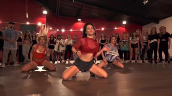 SEXY BOY this is MY SISTERS!!! :-)