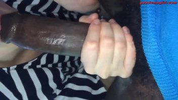 Отсосала у негра