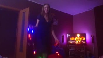 Любительский секс с худой подругой в чулках