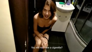 Познакомился с Никой в туалете на вечеринке