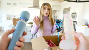 Девушка вам какой голубой или белый дилдо да вы с ума сошли мне натуральный хуй надо