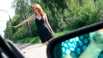 Сабрина Редхарт расплачивается ртом и киской с парнем который ее подвез