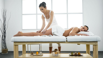 Массаж и лесбийское удовольствие телочек