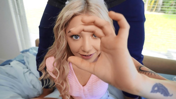 Худенькая милашка  подставляется под огромный хуй, Сия Ласт (Sia Lust)