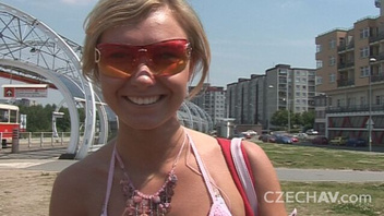 Минет и анальный трах для молодой  девушки