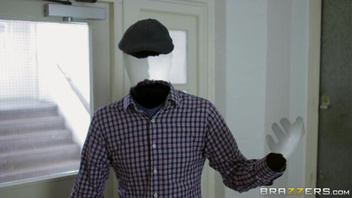 Член  для пышногрудой  особы