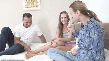 Продает свою русскую девушку  приятелю