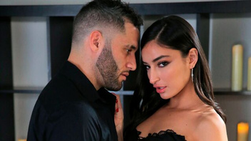 Их секс фантазия, член и Эмили Уиллис (Emily Willis)