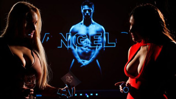 Его балдеж с двумя пышногрудыми  самками