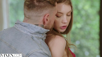 Сладкая рыжая Елена Кошка (Elena Koshka) балдеет с его  членом