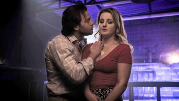 Его  красотка с горячими большими  дойками