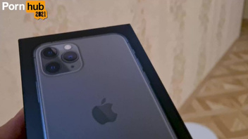 Хорошенько  натягивает любовницу  рачком