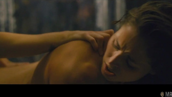 Разные  сцены с  лесбиянками