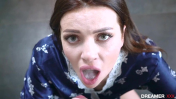 Луна  (Luna Roulette) принимает в рот сперму, крутой сборник