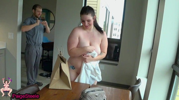 Анальная  ебля для  толстухи, жирную ебет в жопу