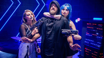 Сисястые  телочки разминаются кунилингусом