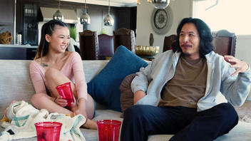 Брюнетка азиатка с жарким любовником