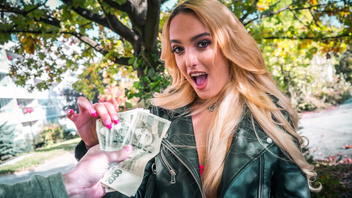 За деньги  прожарил секси блонду