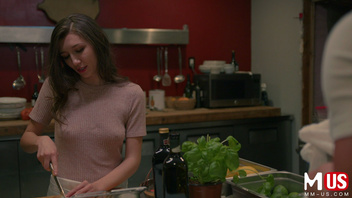 Приятели развели деваху на отличный секс