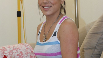 Трахач для привлекательной красивой бабы