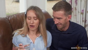 Мужики отлично долбятся  с грудастыми самками