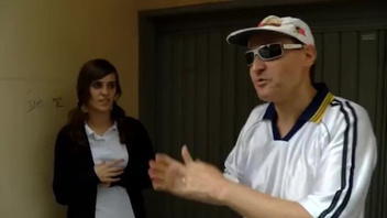 Заманил девчонку на хату и отжарил