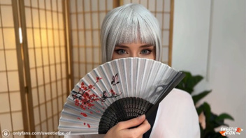 Пышногрудая давалка любит получать в анальчик