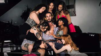 Групповушка с шикарными рабочими самками